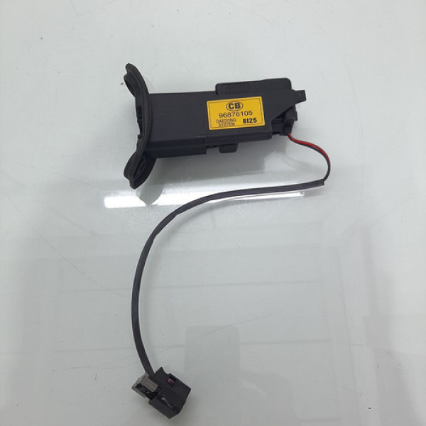 Trava Elétrica Portinhola Tanque Captiva Sport 3.6 V6 2009 