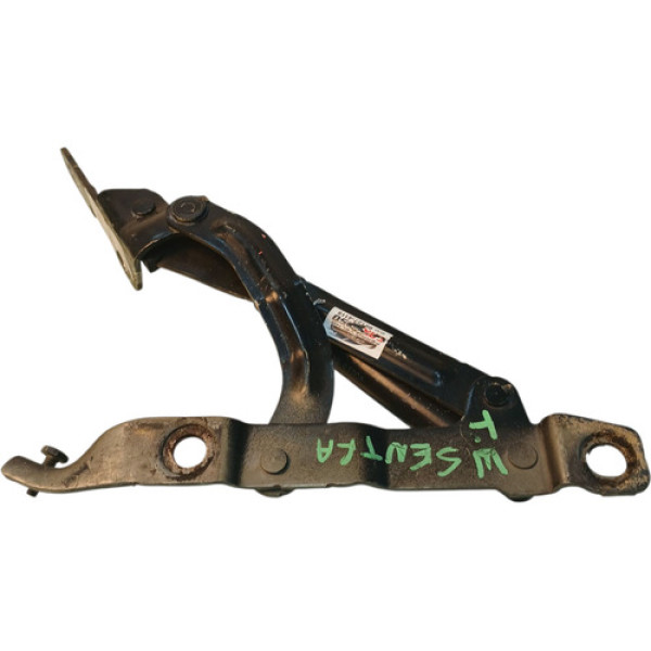 Braço Esquerdo Tampa Traseira Nissan Sentra 2008 2010