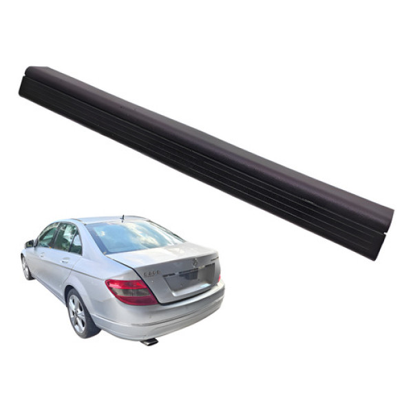 Soleira Porta Dianteira Esquerda C200 Kompressor 1.8 2009  Preto