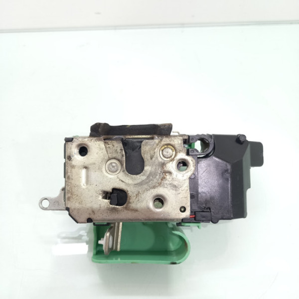 Fechadura Porta Dianteira Esquerda Fiat Linea 2008 2009 2010