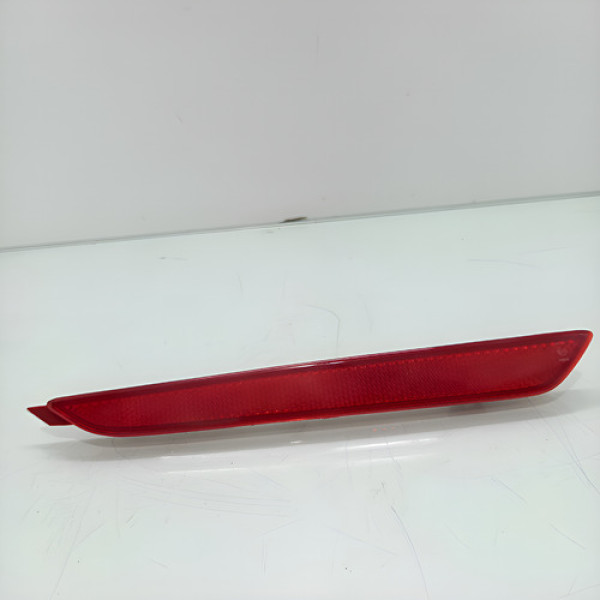 Olho De Gato Traseiro Esquerdo Hyundai  Hb20 Hatch 2012  Vermelho