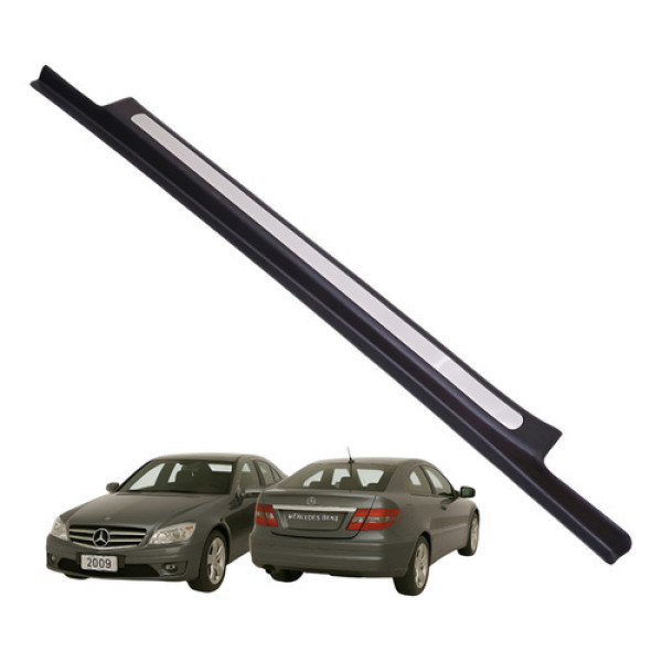 Soleira Porta Dianteira Esquerda Mercedes Clc 200 2010 Preto