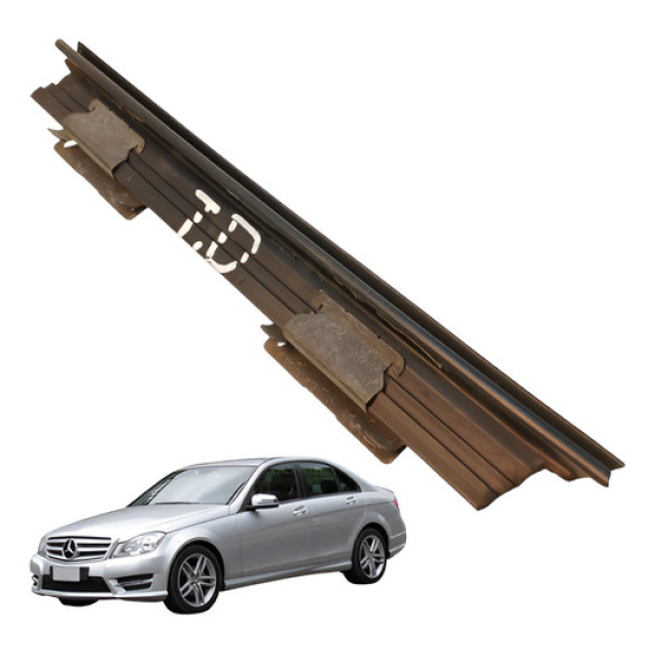 Guia Moldura Traseira Direita Mercedes C180 2013 2014