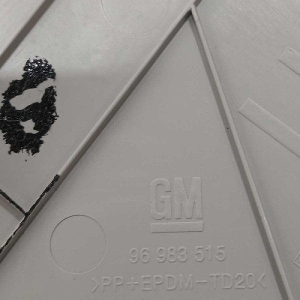 Moldura Coluna Traseira Le Chevrolet Cruze Ltz 2014