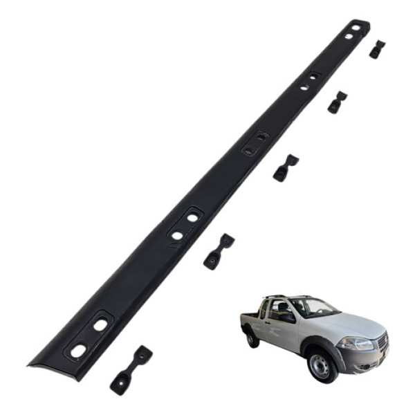 Moldura Caçamba Direita Fiat Strada Cs Working 1.4 2012 Preto Preto