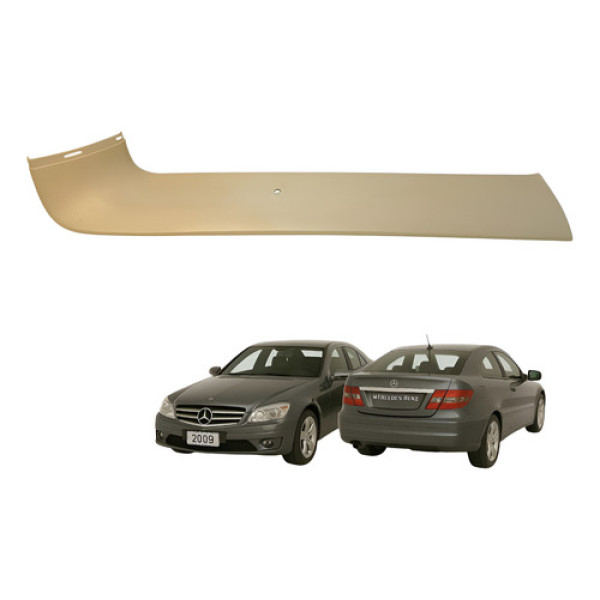 Moldura Interna Direita Tampa Traseira Mercedes Clc 200 2010