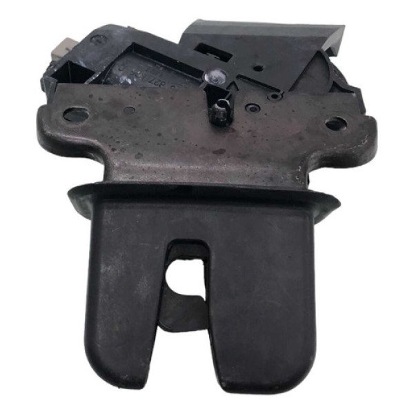 Fechadura Tampa Traseira Volkswagen  Passat 2.0 Fsi 2006