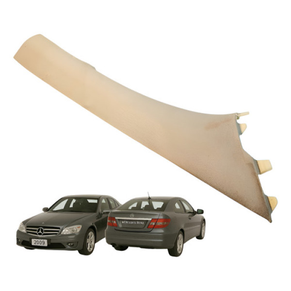 Moldura Direita Coluna Parabrisa Mercedes Clc 200 1.8 K 2010