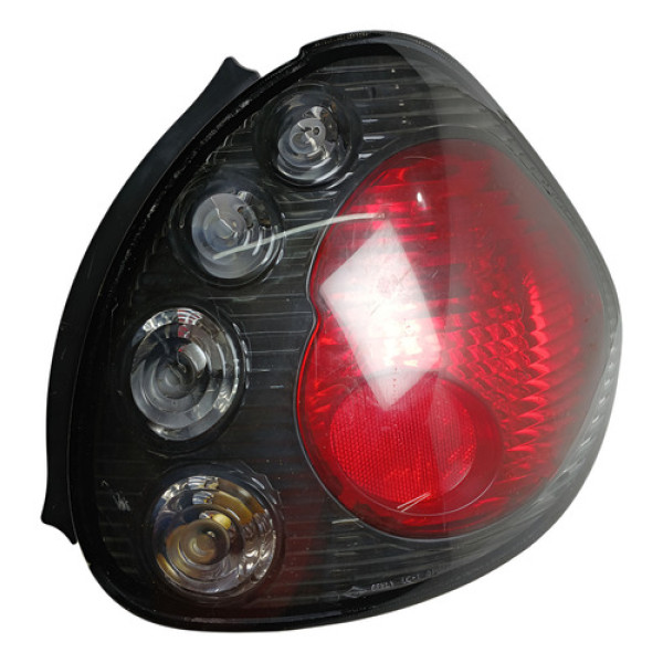 Lanterna Direita Geely Gc2 1.0 2015 Direito/passageiro Vermelho