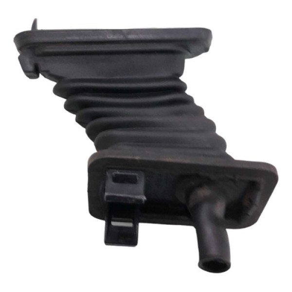  Guarda Pó Traseiro Esquerod Vw Passat 2.0 Fsi 2006